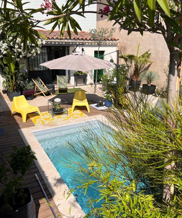 Cosy Studio En Provence Carpentras Bagian luar foto
